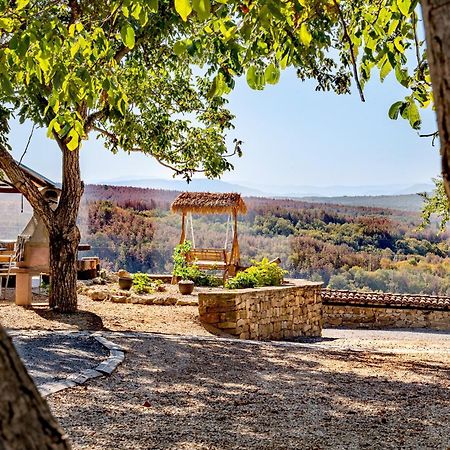 Complex Arbanashki Style-Panoramic View With Summer And Winter Terrace, Jacuzzi, Sauna, Children'S And Adult Area With Cinema Summer Arbanasi Exteriér fotografie