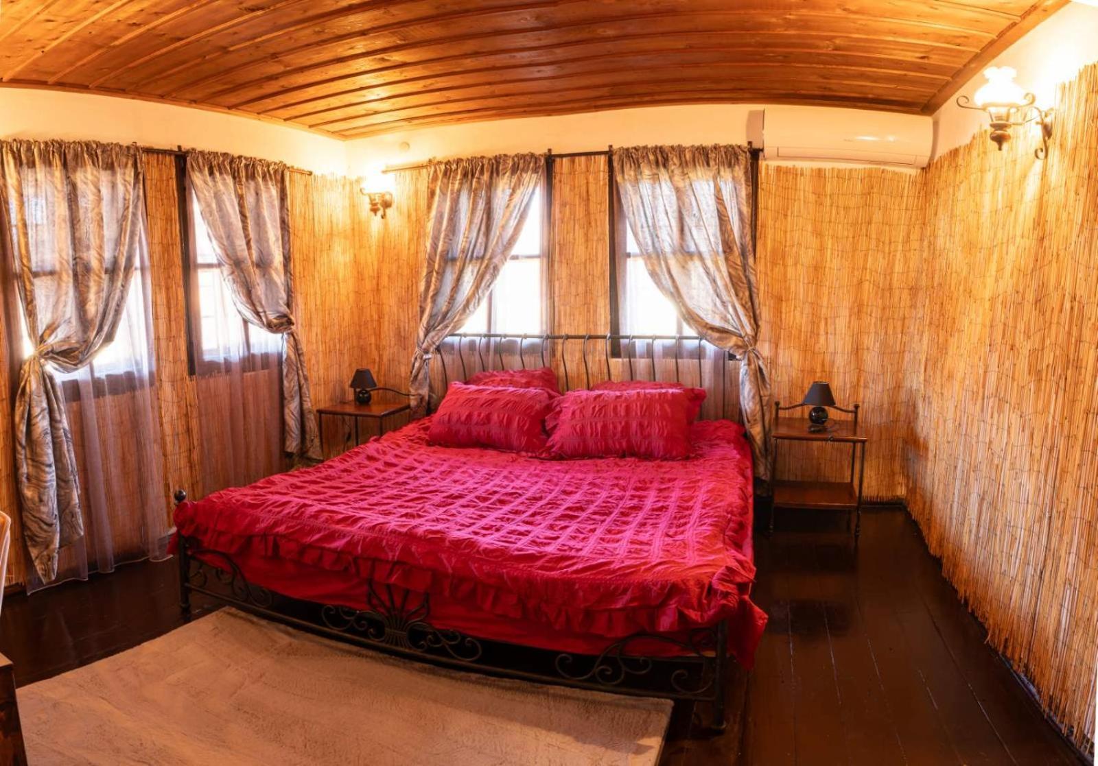 Complex Arbanashki Style-Panoramic View With Summer And Winter Terrace, Jacuzzi, Sauna, Children'S And Adult Area With Cinema Summer Arbanasi Exteriér fotografie