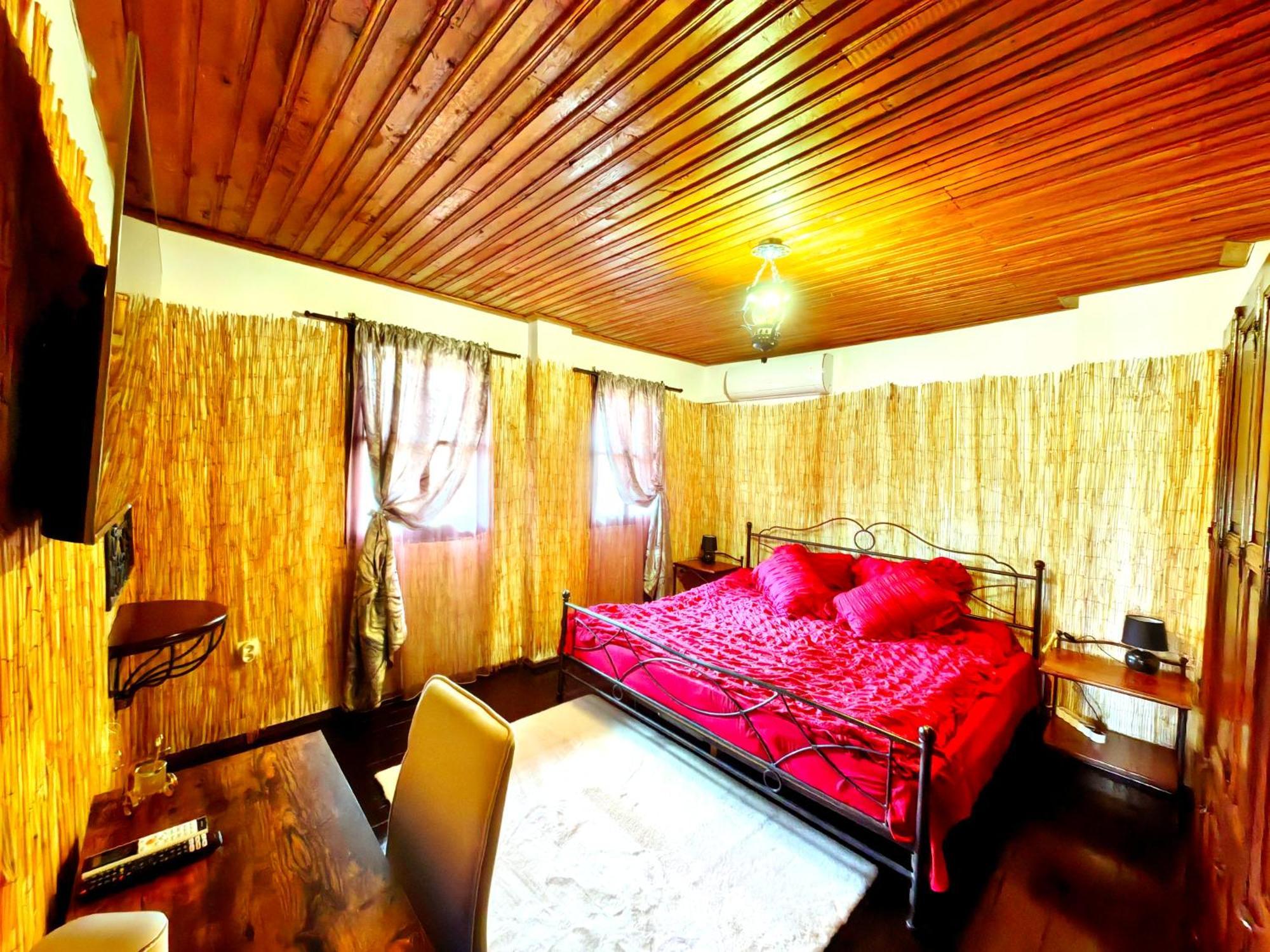 Complex Arbanashki Style-Panoramic View With Summer And Winter Terrace, Jacuzzi, Sauna, Children'S And Adult Area With Cinema Summer Arbanasi Exteriér fotografie