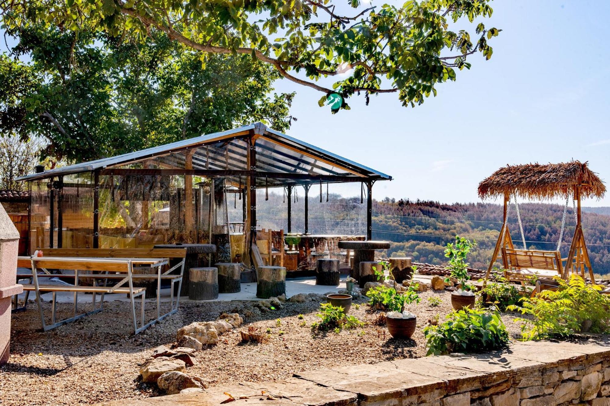 Complex Arbanashki Style-Panoramic View With Summer And Winter Terrace, Jacuzzi, Sauna, Children'S And Adult Area With Cinema Summer Arbanasi Exteriér fotografie
