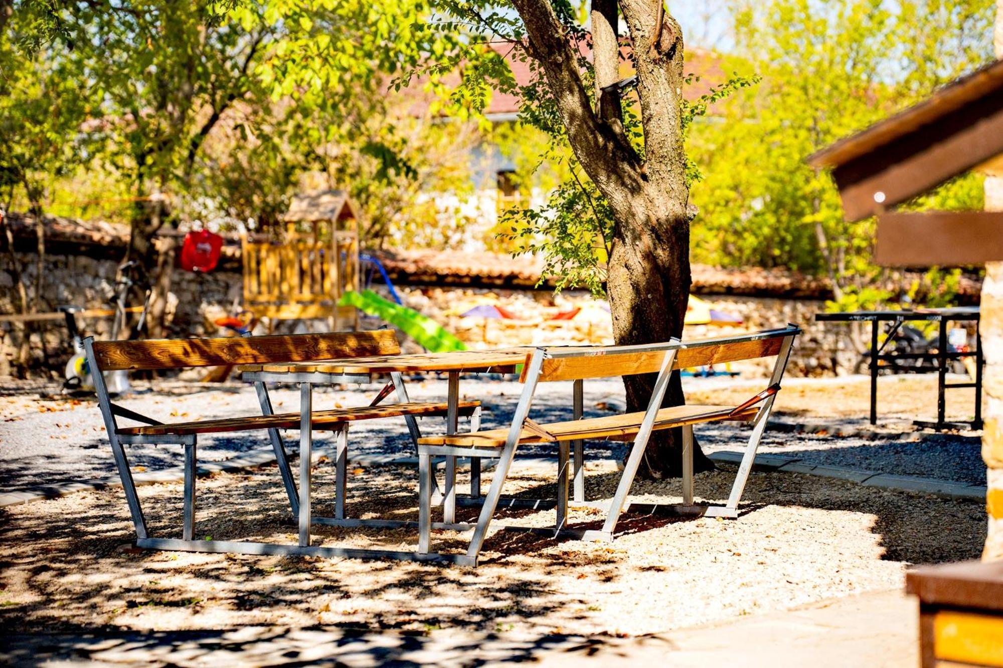 Complex Arbanashki Style-Panoramic View With Summer And Winter Terrace, Jacuzzi, Sauna, Children'S And Adult Area With Cinema Summer Arbanasi Exteriér fotografie